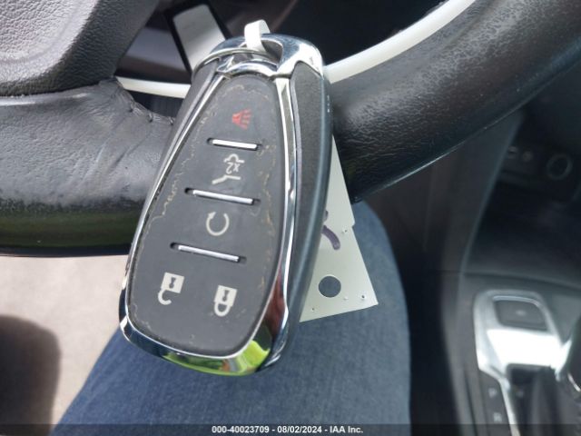 2GNAXUEV8K6201495 Chevrolet EQUINOX LT
