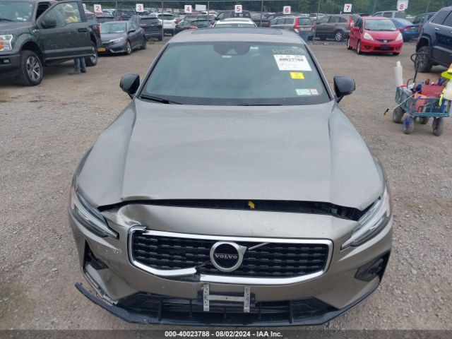 7JRA22TM9KG015486 Volvo S60 T6 R-design