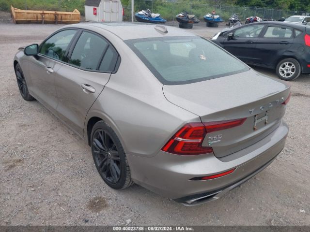 7JRA22TM9KG015486 Volvo S60 T6 R-design