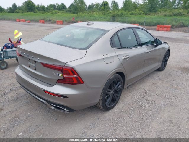 7JRA22TM9KG015486 Volvo S60 T6 R-design