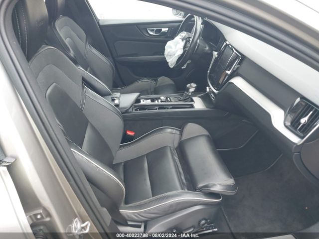 7JRA22TM9KG015486 Volvo S60 T6 R-design