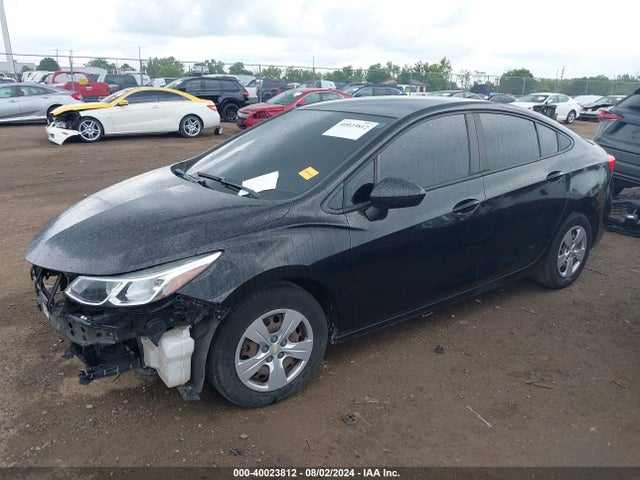 Chevrolet Cruze Ls Auto 2018 1G1BC5SM6J7209676 Image 2