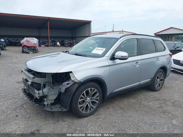 JA4AD3A3XGZ036815 Mitsubishi Outlander Se/sel