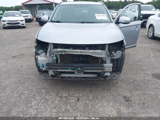 JA4AD3A3XGZ036815 Mitsubishi Outlander Se/sel