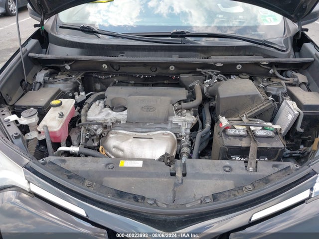 Toyota RAV4 LE 2018 2T3BFREV0JW718452 Image 10
