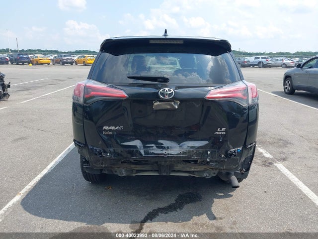 Toyota RAV4 LE 2018 2T3BFREV0JW718452 Image 16