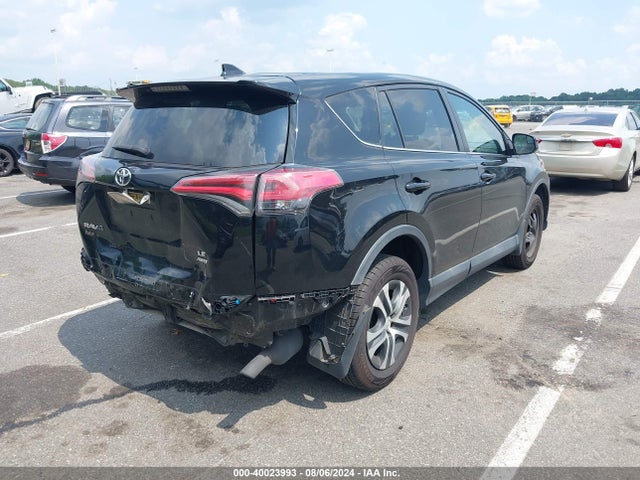 Toyota RAV4 LE 2018 2T3BFREV0JW718452 Image 4