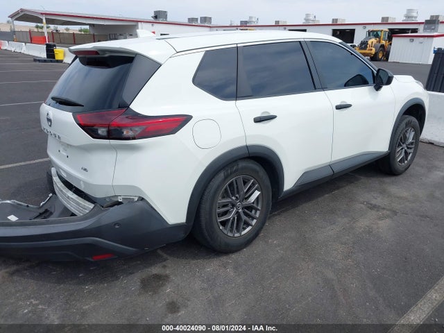 5N1AT3AB3MC733401 Nissan Rogue S Intelligent Awd