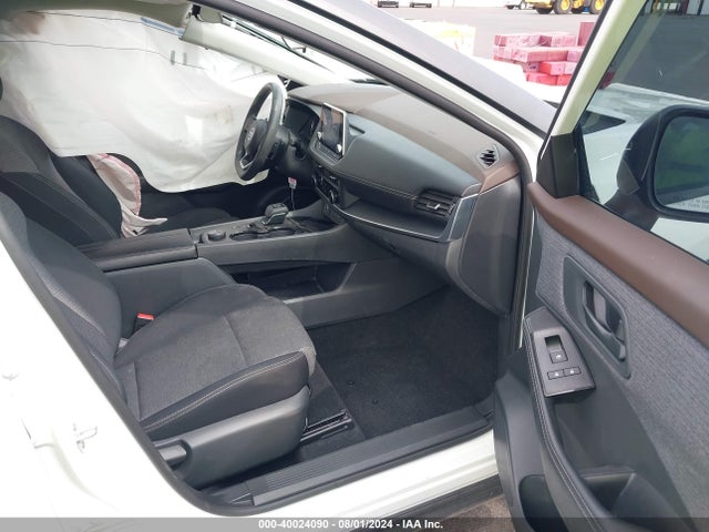 5N1AT3AB3MC733401 Nissan Rogue S Intelligent Awd