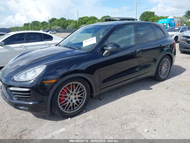 2013 PORSCHE CAYENNE WP1AC2A29DLA90050 Photo 1