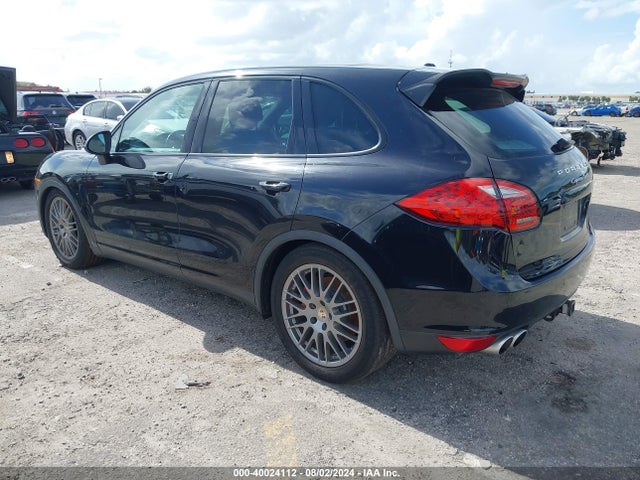 2013 PORSCHE CAYENNE WP1AC2A29DLA90050 Photo 2