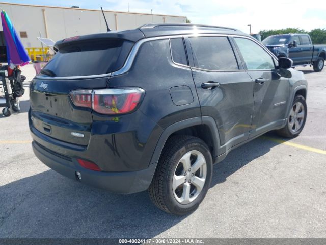 3C4NJDBB8KT647227 Jeep Compass Latitude 4x4