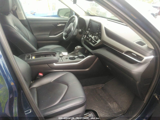 Toyota Highlander Xle 2021 5TDHZRBH3MS105845 Image 5