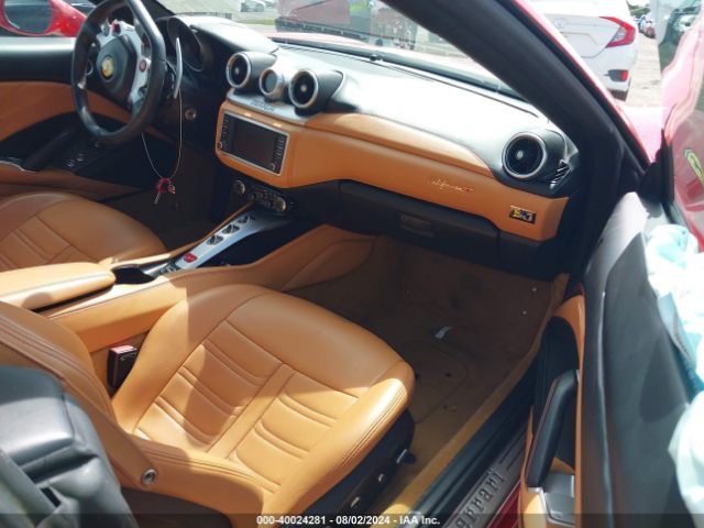 ZFF77XJAXF0206222 Ferrari CALIFORNIA T