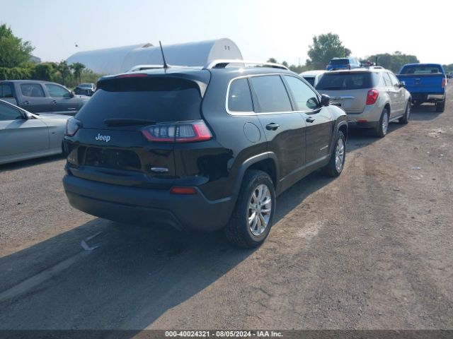 1C4PJMCB6KD310679 Jeep Cherokee Latitude 4x4