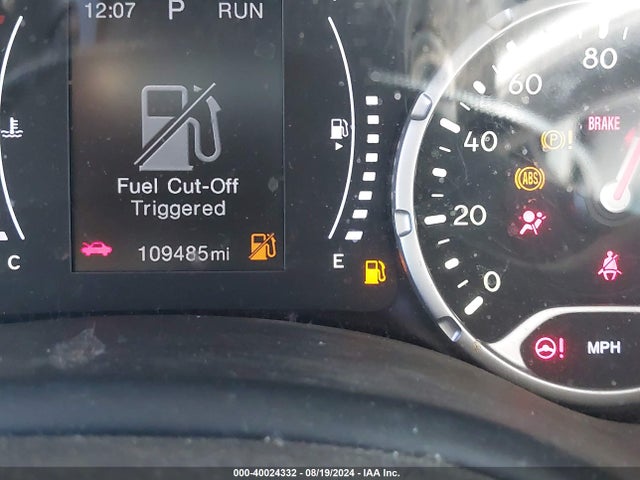 ZACCJAAB7HPF15826 Jeep Renegade Sport Fwd