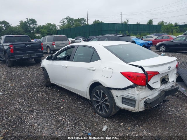 Toyota COROLLA SE 2018 2T1BURHE0JC063060 Image 3