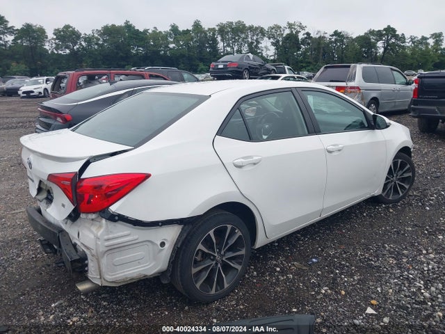 Toyota COROLLA SE 2018 2T1BURHE0JC063060 Image 4