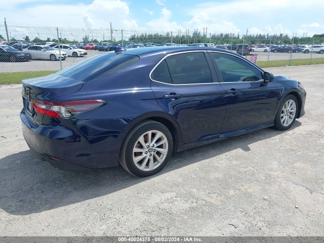 Toyota CAMRY LE 2021 4T1C11AKXMU436719 Image 4