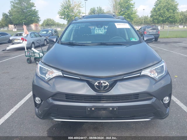 Toyota Rav4 Xle 2018 2T3RFREV0JW814452 Image 12