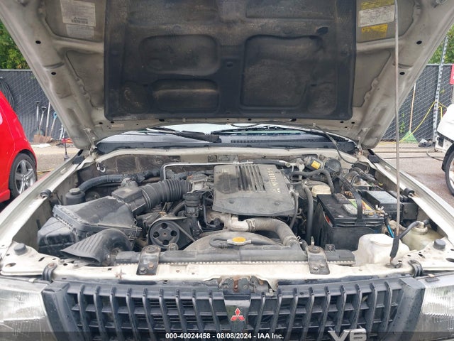 1999 MITSUBISHI MONTERO SPORT JA4LS31H1XP039219 Photo 9