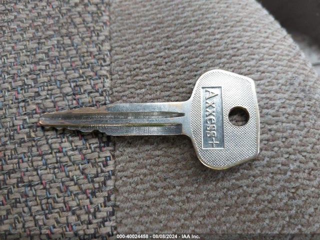1999 MITSUBISHI MONTERO SPORT JA4LS31H1XP039219 Photo 10