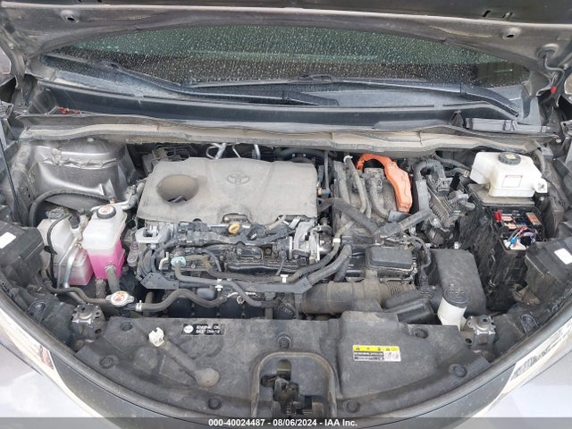 5TDYSKFC4MS025738 Toyota SIENNA XLE