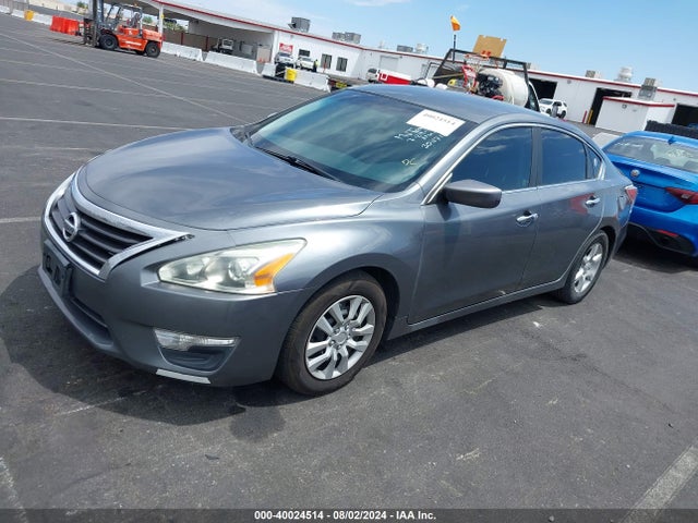 Nissan Altima 2.5 S 2015 1N4AL3AP0FN354711 Image 2