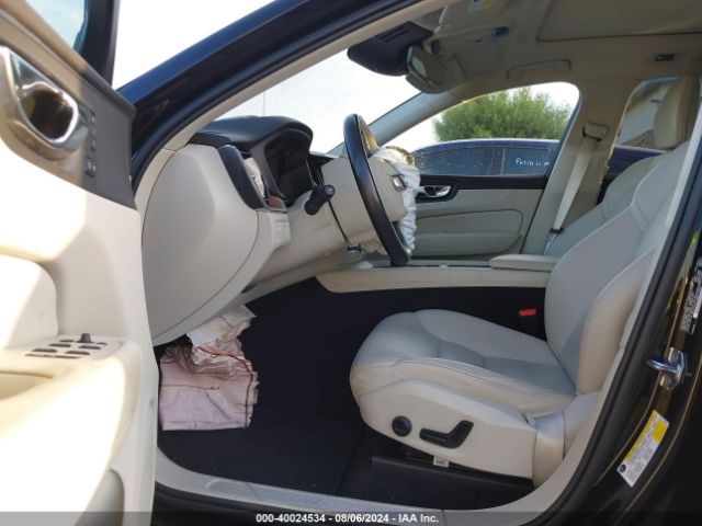 YV4102DK0M1676652 Volvo Xc60 T5 Momentum