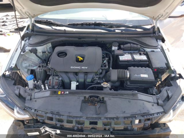5NPD84LF3JH314098 Hyundai ELANTRA SEL