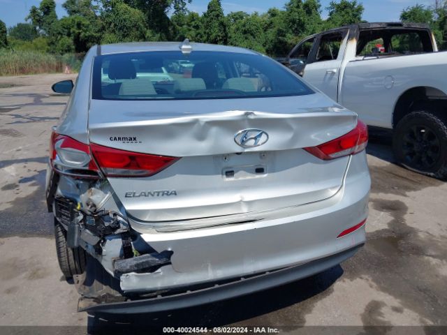 5NPD84LF3JH314098 Hyundai ELANTRA SEL