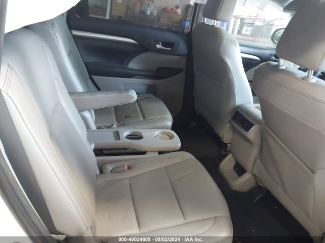 Toyota Highlander Xle V6 2016 5TDKKRFH9GS144898 Image 8