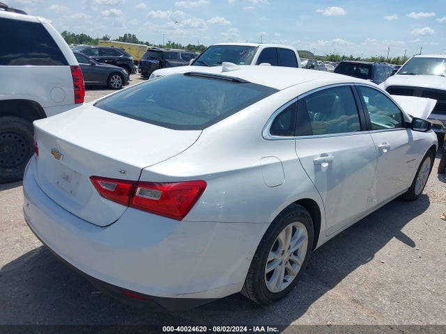 Chevrolet MALIBU LT 2018 1G1ZD5ST8JF147271 Image 4