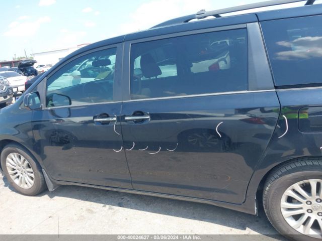 5TDYK3DC9FS682594 Toyota Sienna Xle 8 Passenger