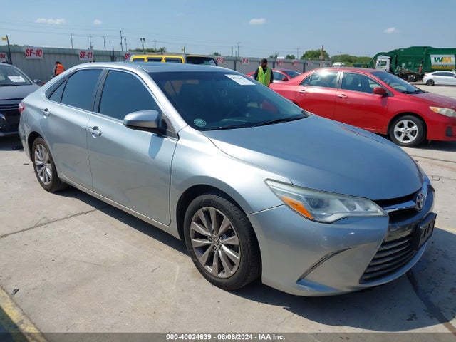 Toyota Camry Xle V6 2015 4T1BK1FKXFU562860 головне зображення
