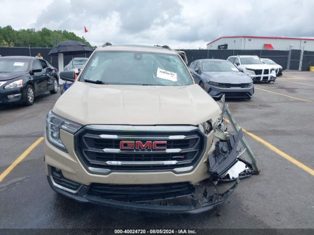 3GKALYEV3NL252080 GMC Terrain Awd At4