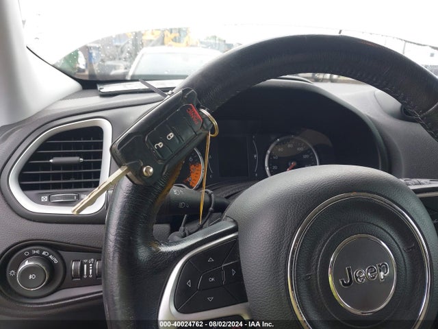 Jeep Renegade Latitude 2015 ZACCJBBT9FPB21884 Image 11