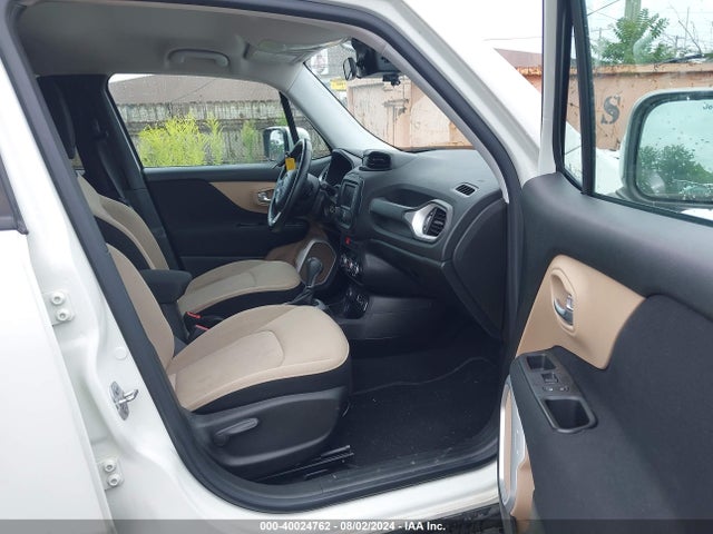 ZACCJBBT9FPB21884 Jeep Renegade Latitude