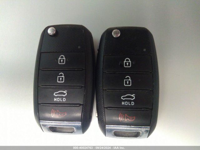 5XXGT4L38KG368558 KIA Optima Lx