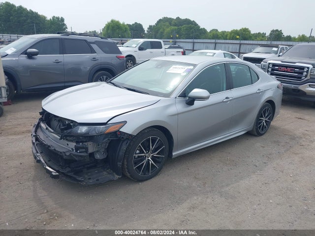 Toyota CAMRY SE 2022 4T1G11AK5NU663951 Image 2