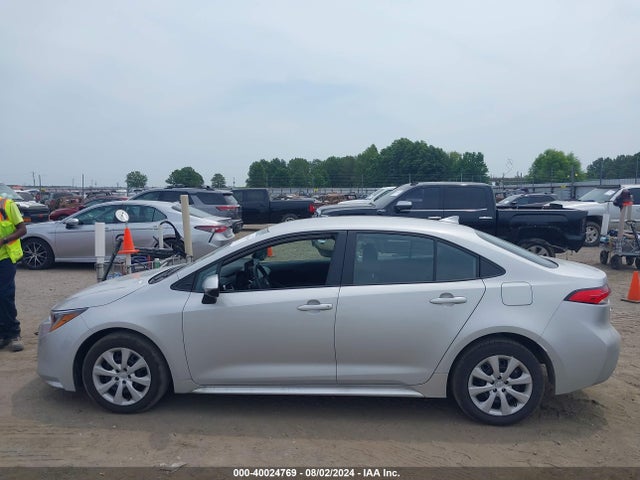 Toyota COROLLA LE 2024 5YFB4MDE8RP102966 Image 14