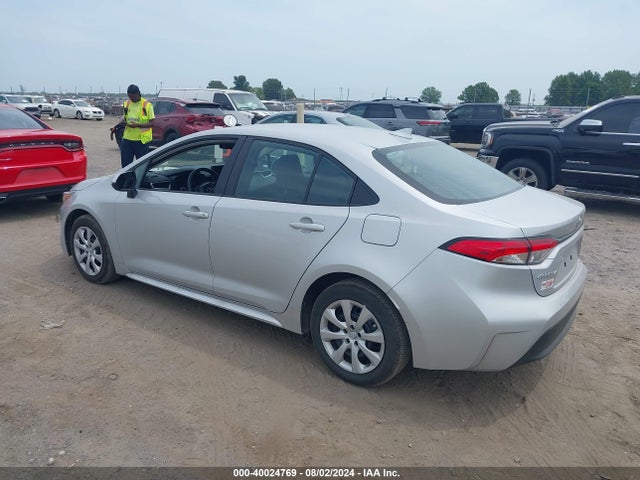 Toyota COROLLA LE 2024 5YFB4MDE8RP102966 Image 3