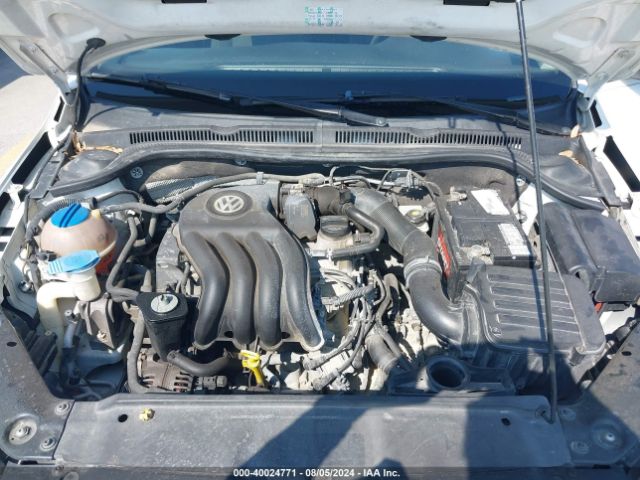 3VW2K7AJXEM227376 Volkswagen Jetta 2.0l S