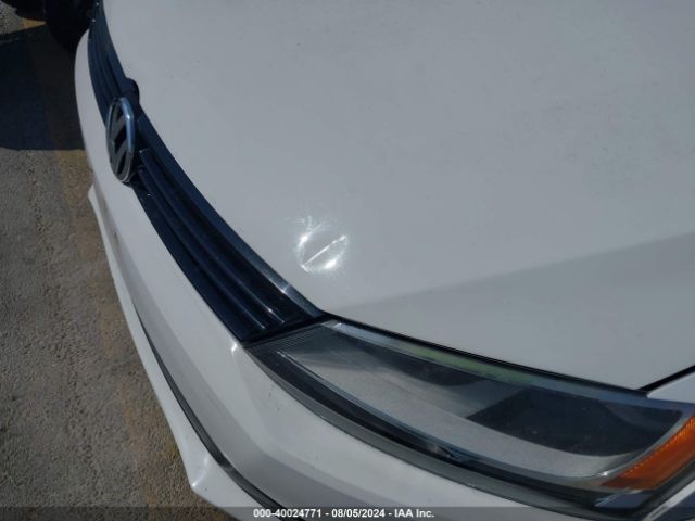 3VW2K7AJXEM227376 Volkswagen Jetta 2.0l S
