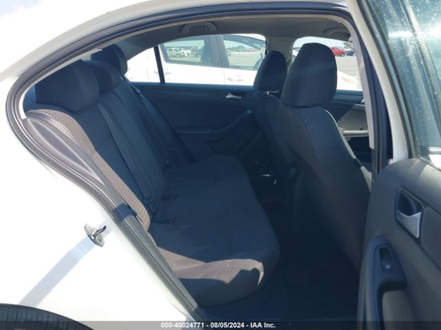 3VW2K7AJXEM227376 Volkswagen Jetta 2.0l S