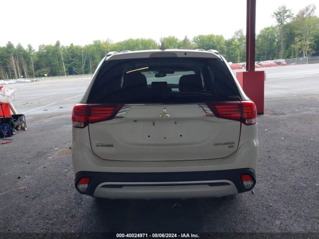 JA4AZ3A30KZ021900 Mitsubishi Outlander Sel