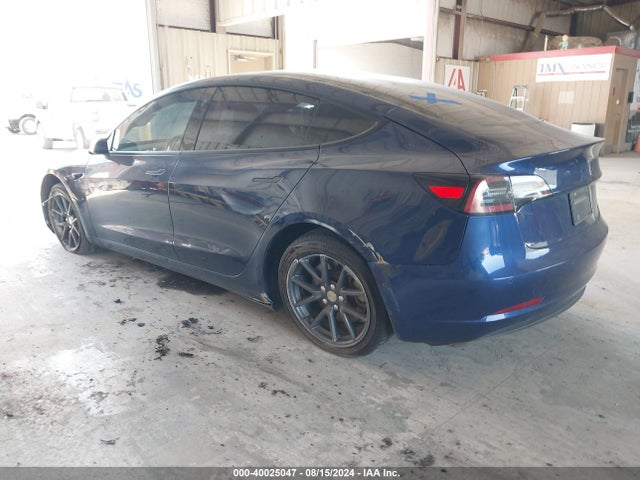 2022 TESLA MODEL 3 5YJ3E1EA1NF190597 Photo 2