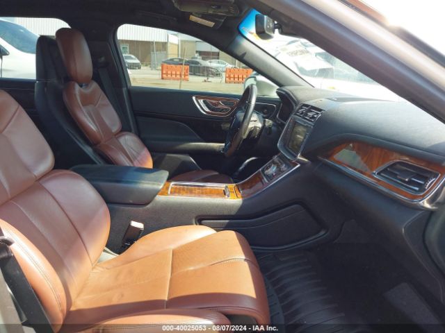 1LN6L9RP6H5629262 Lincoln Continental Reserve