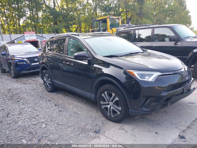 Toyota RAV4 LE 2017 2T3BFREV1HW553294 main image