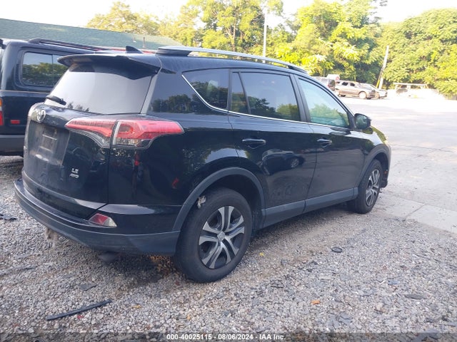 Toyota RAV4 LE 2017 2T3BFREV1HW553294 Image 4